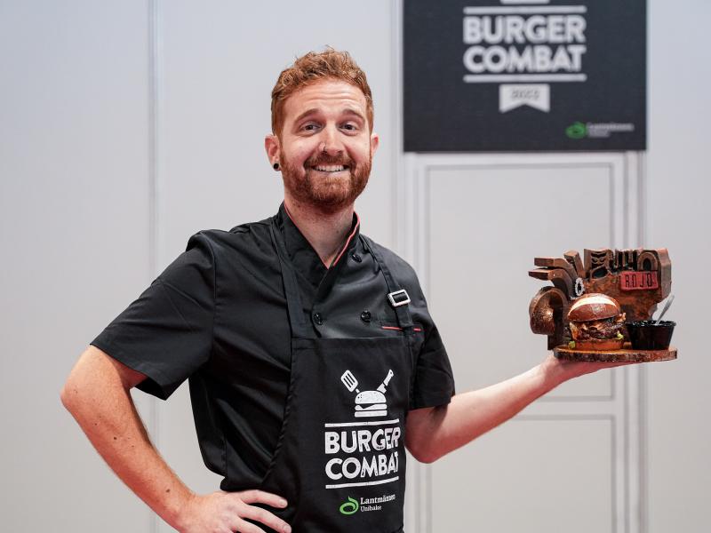 Burger Combat-Mikel Galán 