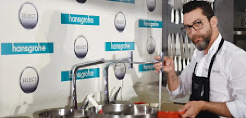 Quique Dacosta ofrece sus secretos de chef en una masterclass organizada por Hansgrohe Quique Dacosta ofrece sus secretos de chef en una masterclass organizada por Hansgrohe