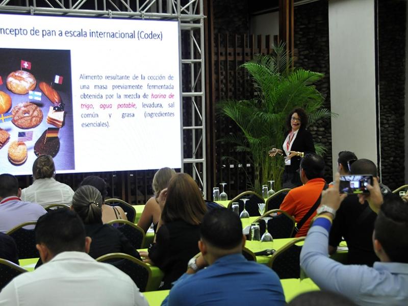 Seminario Gastronomico Internacional Excelencias Gourmet- Yehannara-Calle