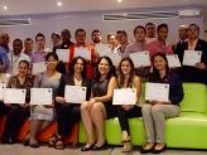 Finaliza en Panamá primer curso del año Meseros Gourmet de Grupo Excelencias 