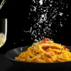 pasta carbonara y vino blanco