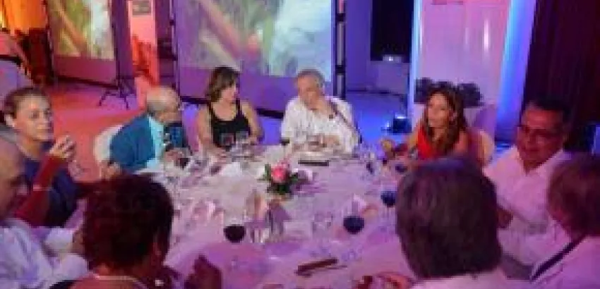 Misión chilena ofrece cena de negocios a anfitriones cubanos Misión chilena ofrece cena de negocios a anfitriones cubanos