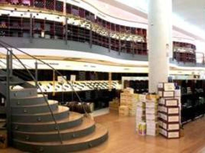 LAVINIA recibe el premio a la “Mejor tienda especializada” en el Salón Gourmets