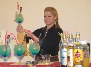 Cócteles cubanos Con Sabor a Mujer