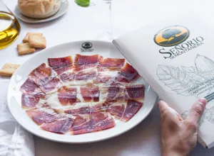 Señorío de Montanera ha sido reconocida como la Mejor Marca de Jamones del Mundo