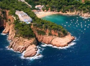 Paradores y Javier de las Muelas dan nueva vida al Parador Aiguablava
