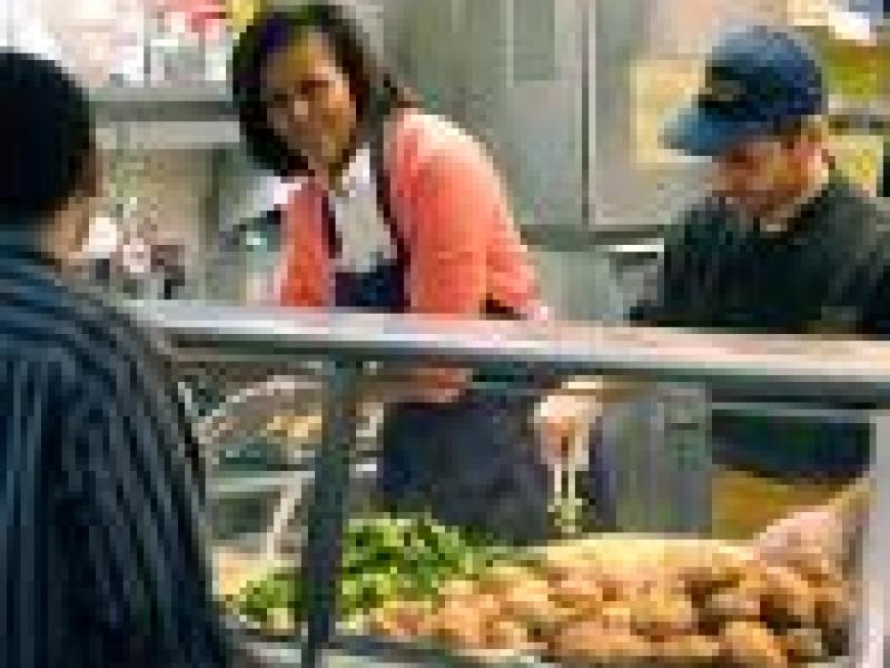 Michelle Obama aconseja a los norteamericanos adoptar hábitos de alimentación más sanos