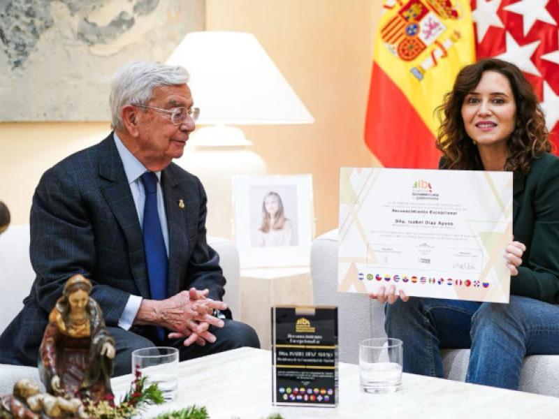 Isabel Díaz Ayuso y Rafael Ansón
