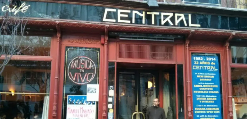 Cierra Café Central Cierra Café Central