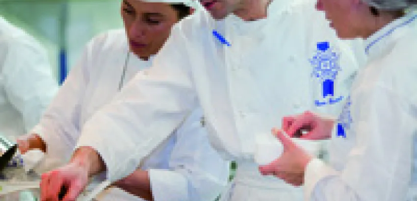 La segunda promoción de Le Cordon Bleu Madrid se gradúa con Rafael Ansón como padrino La segunda promoción de Le Cordon Bleu Madrid se gradúa con Rafael Ansón como padrino