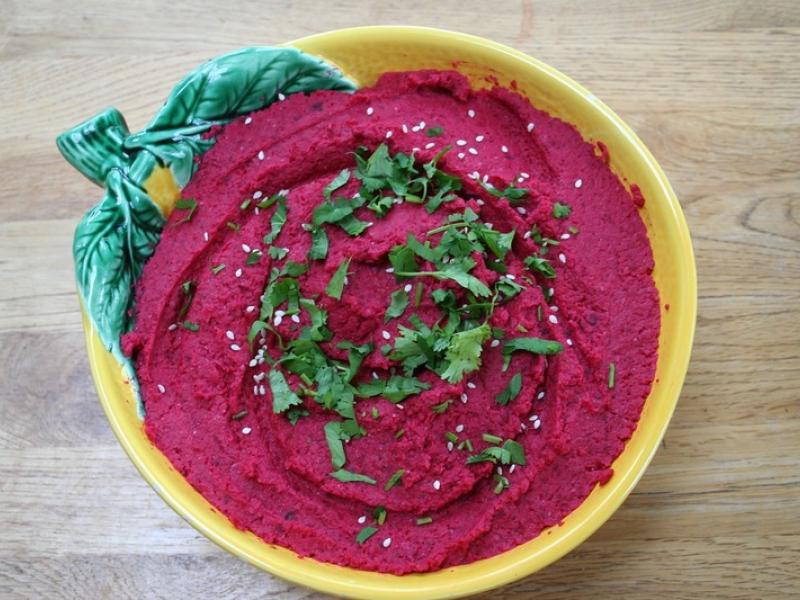 Hummus de remolacha