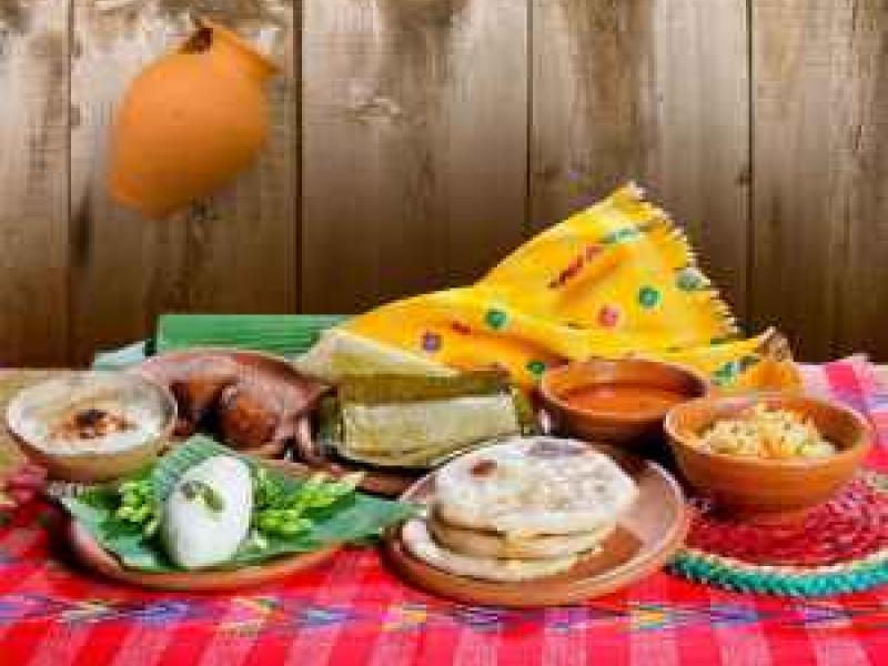 El Salvador ofrece una amplia variedad de platillos nacionales e internacionales, para satisfacer los gustos más exigentes