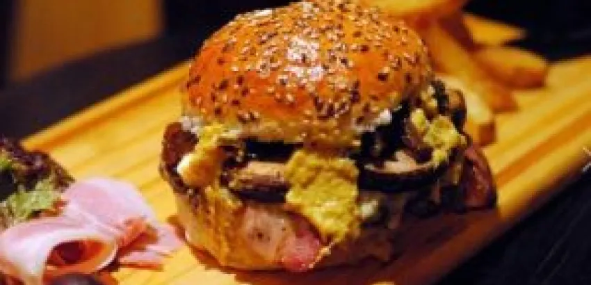 Los 5 secretos para hacer una hamburguesa gourmet en casa Los 5 secretos para hacer una hamburguesa gourmet en casa