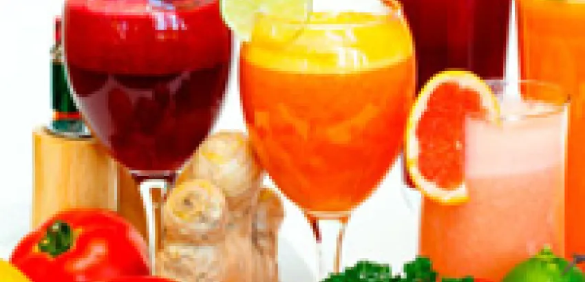 Los españoles consumieron 1.046 millones de litros de zumo en 2012 Los españoles consumieron 1.046 millones de litros de zumo en 2012