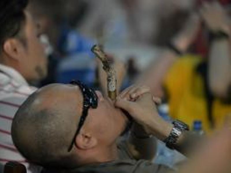 Fumada perfecta: la ceniza más larga