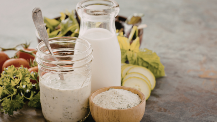 Lácteos como el yogur son una de las soluciones más sencillas para introducir probióticos en la dieta
