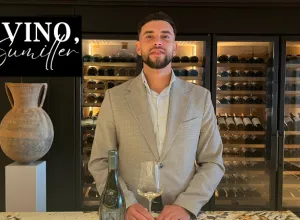 Un vino, un sumiller Manu Castro