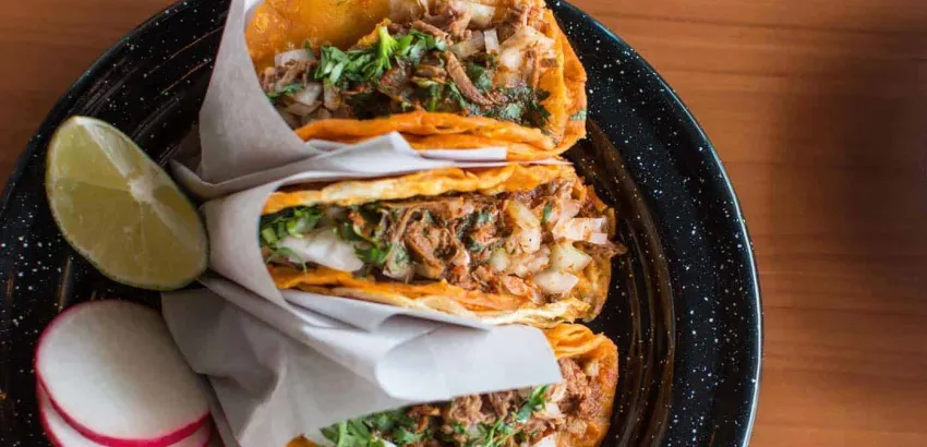 platos-birria-tacos