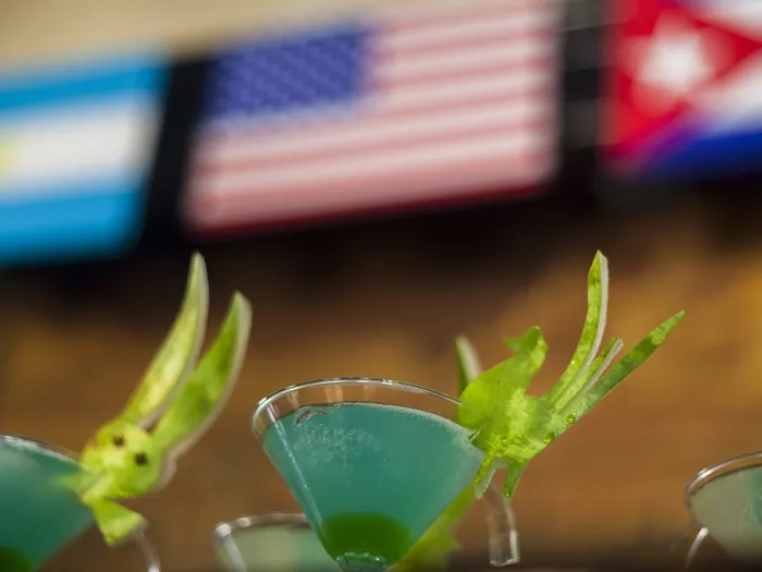 En el establecimiento se sirven hasta 17 tipos distintos de daiquirí, a partir de sabores tropicales y exóticos
