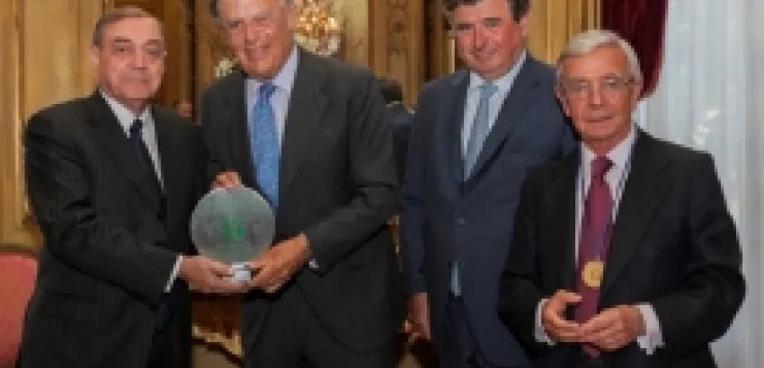 D. Carlos Falcó, Marqués de Griñón recibe el premio «GRAND PRIX DE LA CULTURE GASTRONOMIQUE»