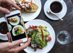verano-redes-sociales-gastronomia