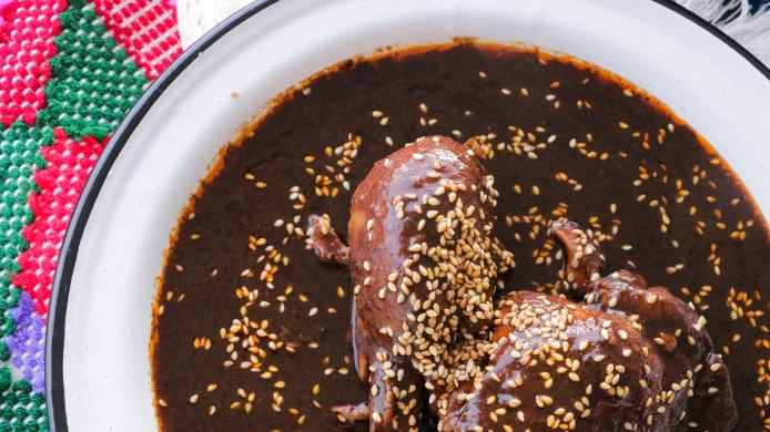 pollo con chocolate