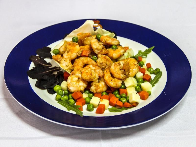 Recetas de la cocina regional santiaguera: “Camarones salteados con vegetales y piña”
