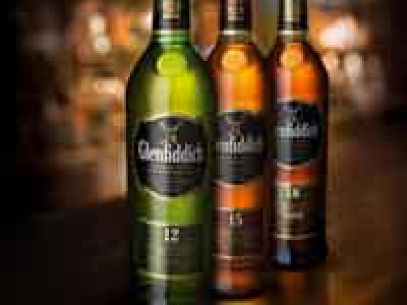 Glenfiddich coronado como el mejor whisky escocés