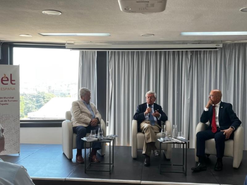 Presentación de libro “Viajes de Autor por España” 