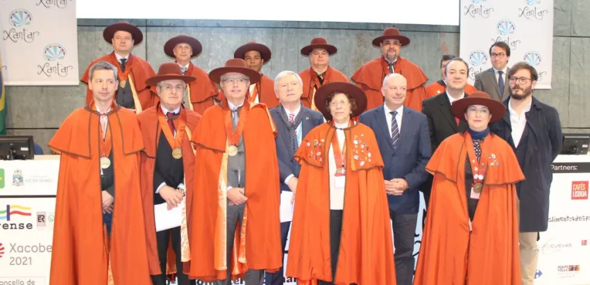 Cofradia-investidura-Confradia-Gastronómica-do-Sarrabulho-a-Moda-de-Ponte-de-Lima-Xantar-2019