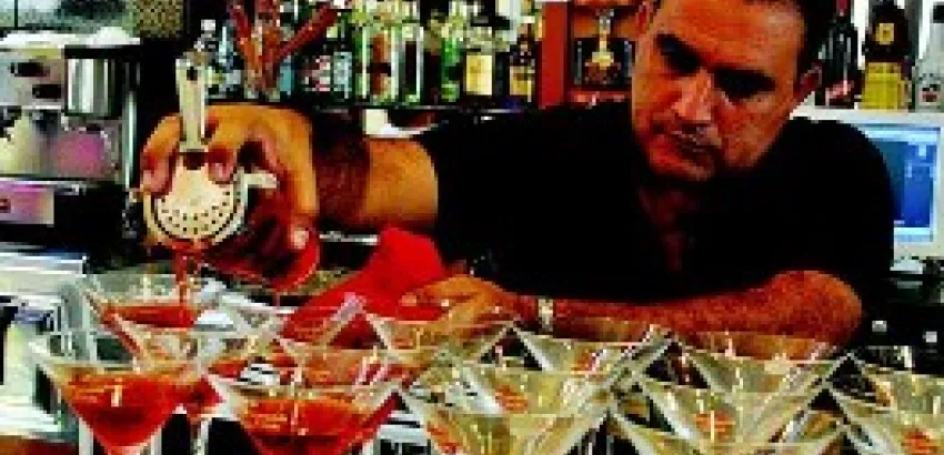 Cócteles Añejados acompañantes de lujo para el Habano Cócteles Añejados acompañantes de lujo para el Habano