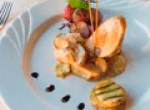 Pechuga de Pollo y beicon en salsa de mostaza