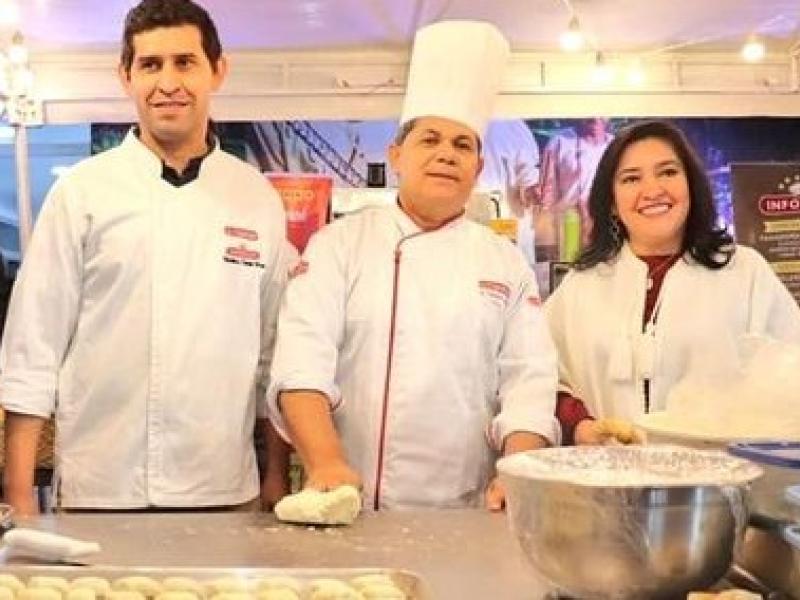 noche de turismo gastronomía paraguaya