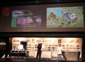 Plato que reproduce movimiento de las olas asombra a los chefs
