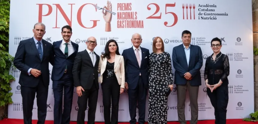 Academia catalana entrega sus premios Academia catalana entrega sus premios