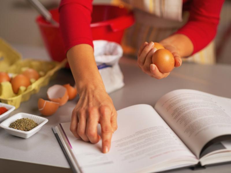 Propósitos de año nuevo en la cocina: 9 técnicas y procesos que te encantará dominar