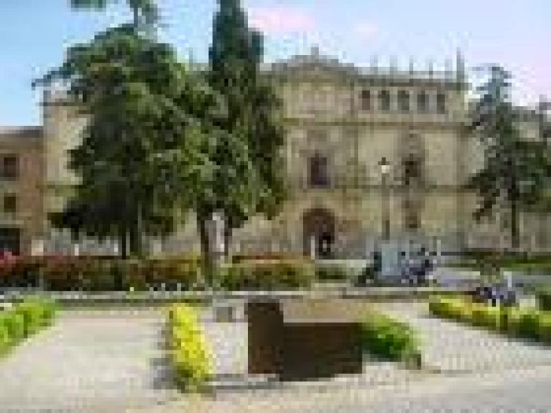 Los restaurantes de Alcalá de Henares rinden homenaje a Ana María Matute