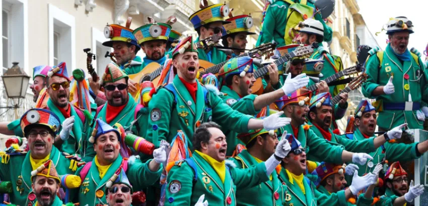 Una chirigota del Carnaval de Cádiz chirigota del Carnaval de Cádiz