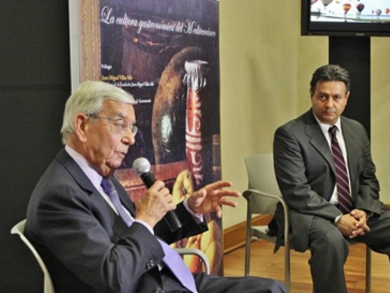 Rafael Ansón presenta su libro “La cultura gastronómica del mediterráneo”, en el marco de la Cumbre Internacional de la Gastronomía de Guanajuato