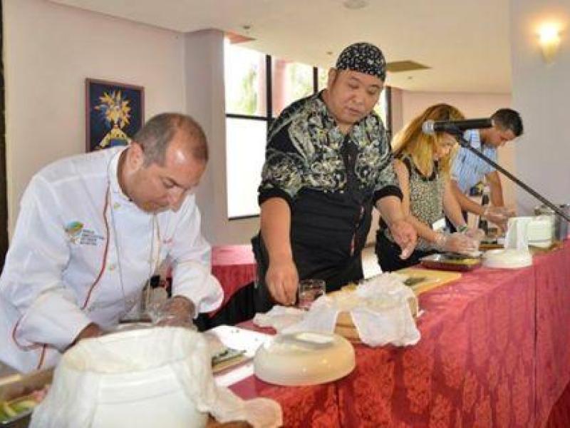 Una clase de sushi en Seminario de Excelencias Gourmet