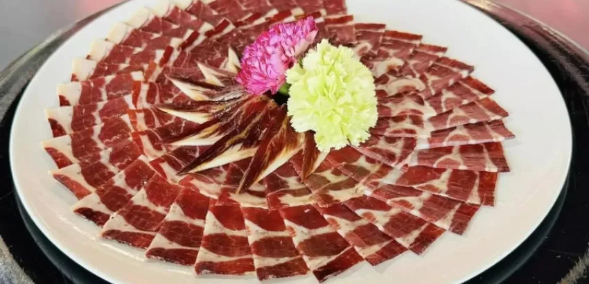 plato-de-jamón-más-grande-del-mundo-huelva-2024 plato de jamón más grande del mundo en Huelva