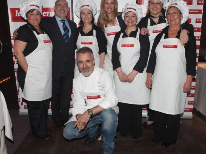 Cinco madres toman los fogones del restaurante de Sergi Arola