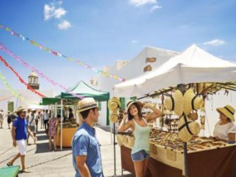 Gastronomía en alianza con la artesanía en mercadillos locales