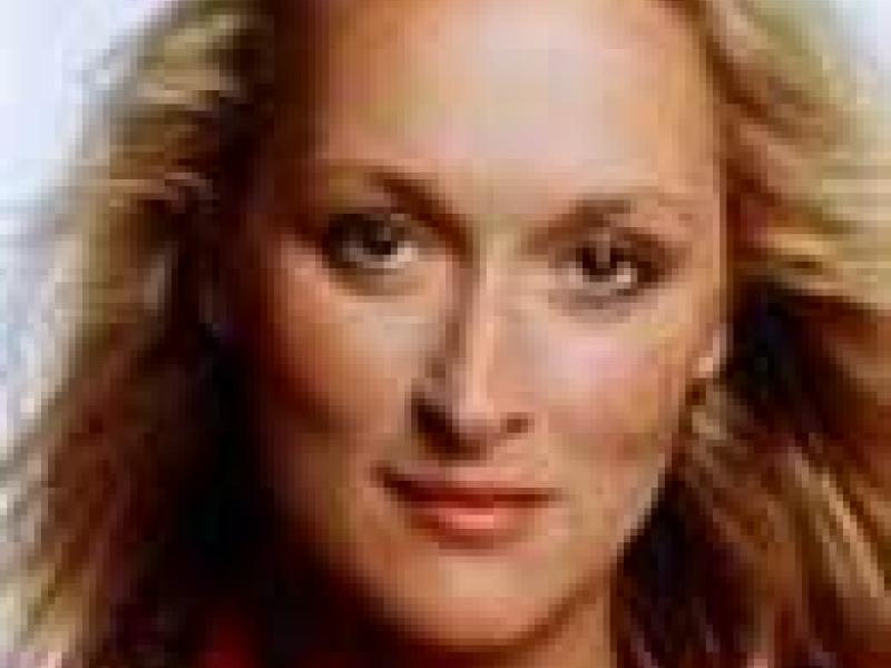 Meryl Streep aspira a un Oscar con su interpretación de una famosa escritora de libros de cocina