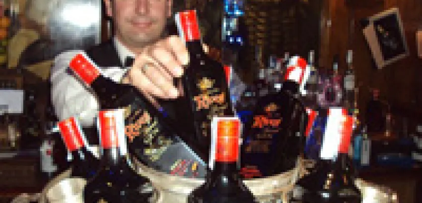 La Ginebra Rives Premium irrumpe en el corazón de Madrid La Ginebra Rives Premium irrumpe en el corazón de Madrid