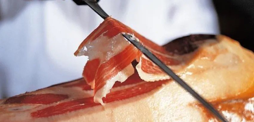 El arte de cortar jamón ibérico El arte de cortar jamón ibérico