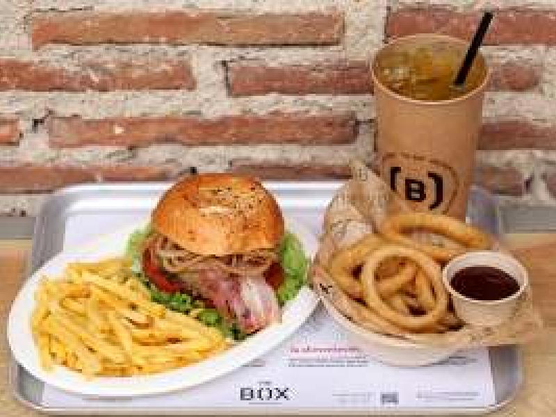 The Box by SteakBurger es el nuevo concepto ‘burger bar’