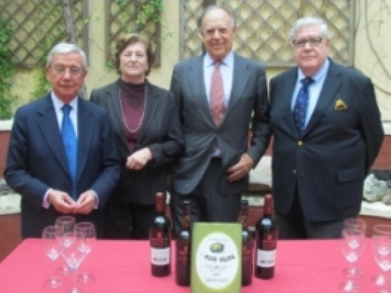 Don Carlos Falcó, vicepresidente de la Real Academia de Gastronomía, diserta sobre la historia del aceite de oliva