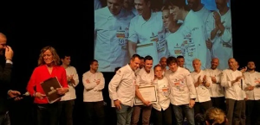 Álvaro Salazar y Pedro Montolio vencedores de la 1ª semifinal del VII Concurso Cocinero del Año Álvaro Salazar y Pedro Montolio vencedores de la 1ª semifinal del VII Concurso Cocinero del Año