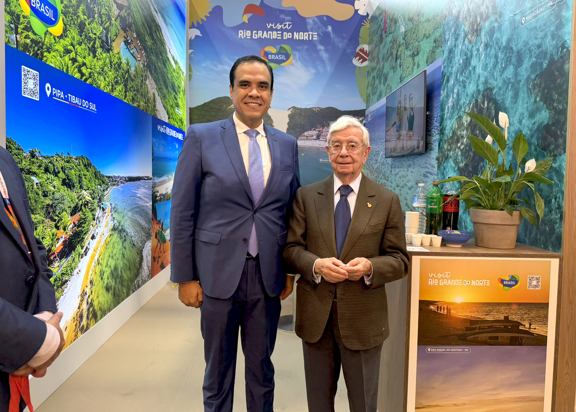 Rafael Ansón con el ministro de Turismo de Brasil, Gustavo Costa Feliciano. (AIBG)